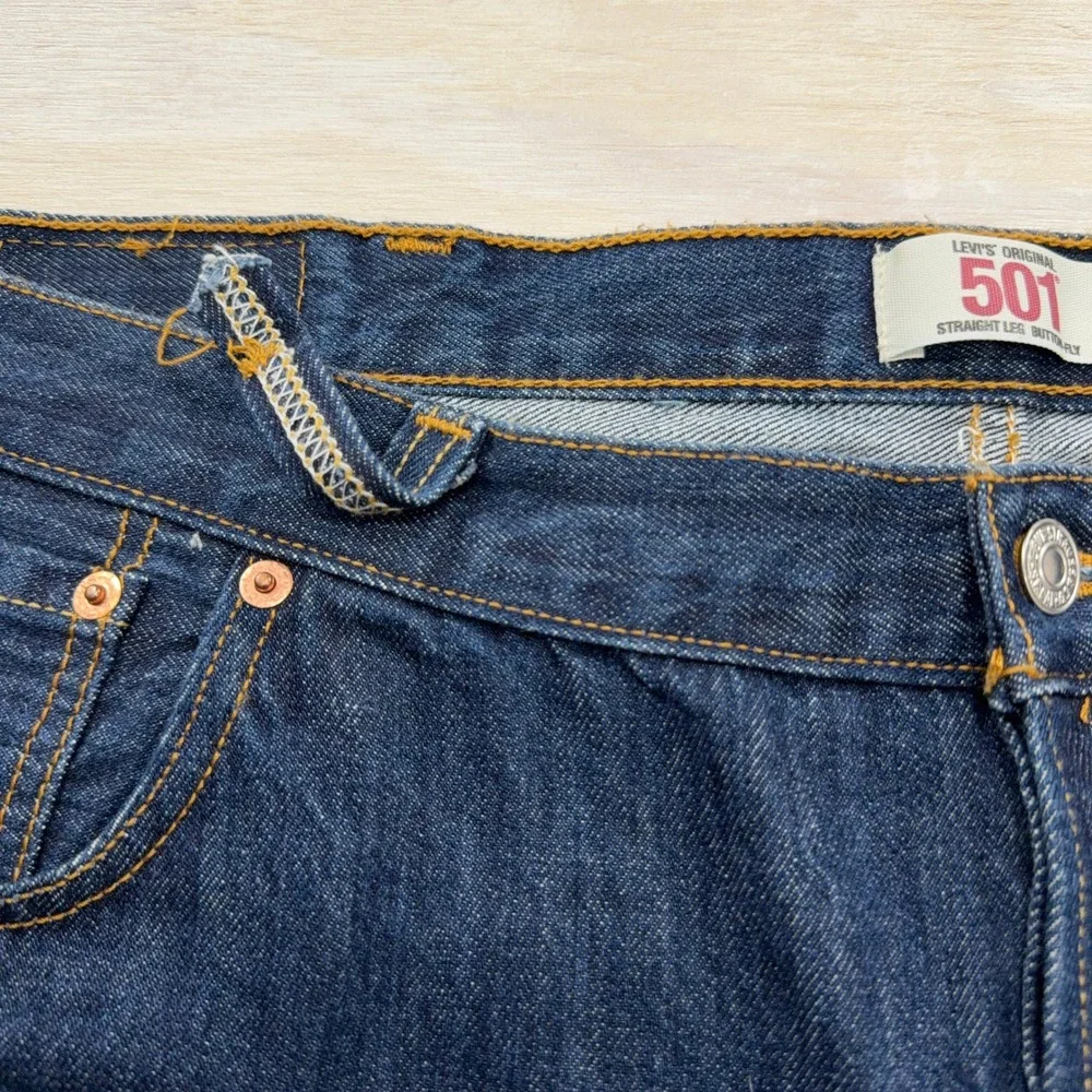 Y2K Levi's Jeans 501 Original Straight Leg Button Fly Dark Wash Blue W40 L32